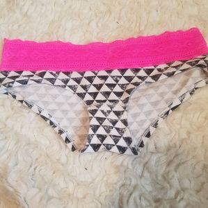 VS Pink Black & White Hipster Panty